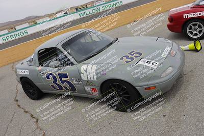 media/Jun-01-2025-CalClub SCCA (Sun) [[eae223c5dd]]/Around pit/